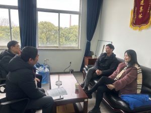 南昌縣小藍經(jīng)開區(qū)科技創(chuàng)新服務(wù)中心赴江西制藥宣導(dǎo)惠企政策