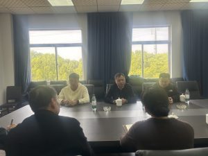 南昌縣小藍經(jīng)開區(qū)黨工委委員、管委會副主任吳志強一行領(lǐng)導(dǎo)蒞臨江西制藥      考察調(diào)研